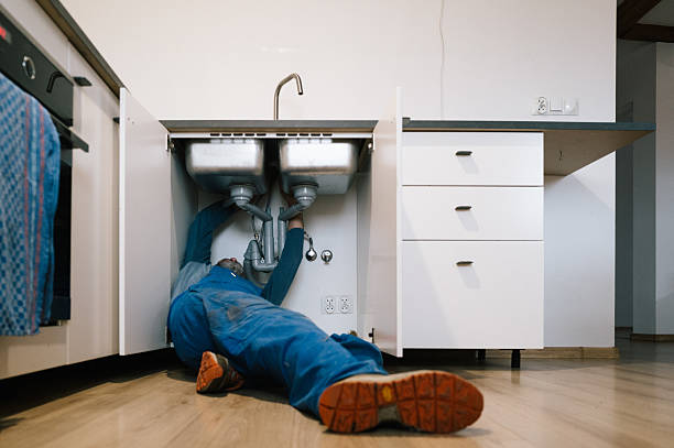 Professional Leak Detection technician working in Blue Point, NY